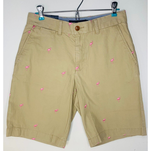 TOMMY HILFIGER Shorts Men 29 Khaki w PINK FLAMINGOS 9.5" Flat Front 7896418 NWT - Picture 1 of 9